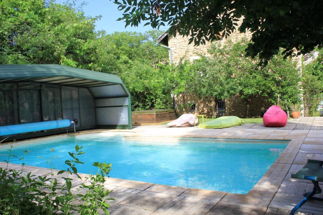 Villemoirieu La Bicyclette Fleurie Bed & Breakfast エクステリア 写真