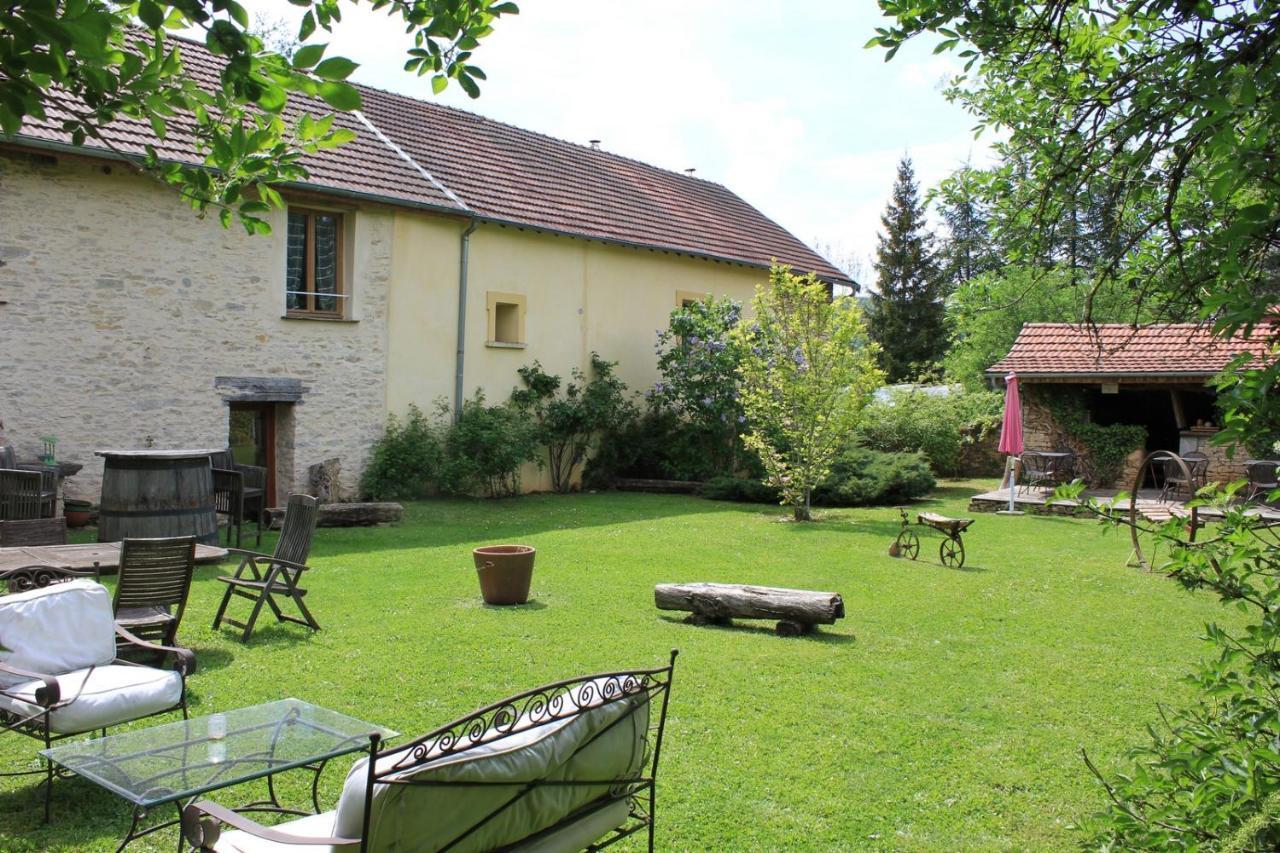 Villemoirieu La Bicyclette Fleurie Bed & Breakfast エクステリア 写真